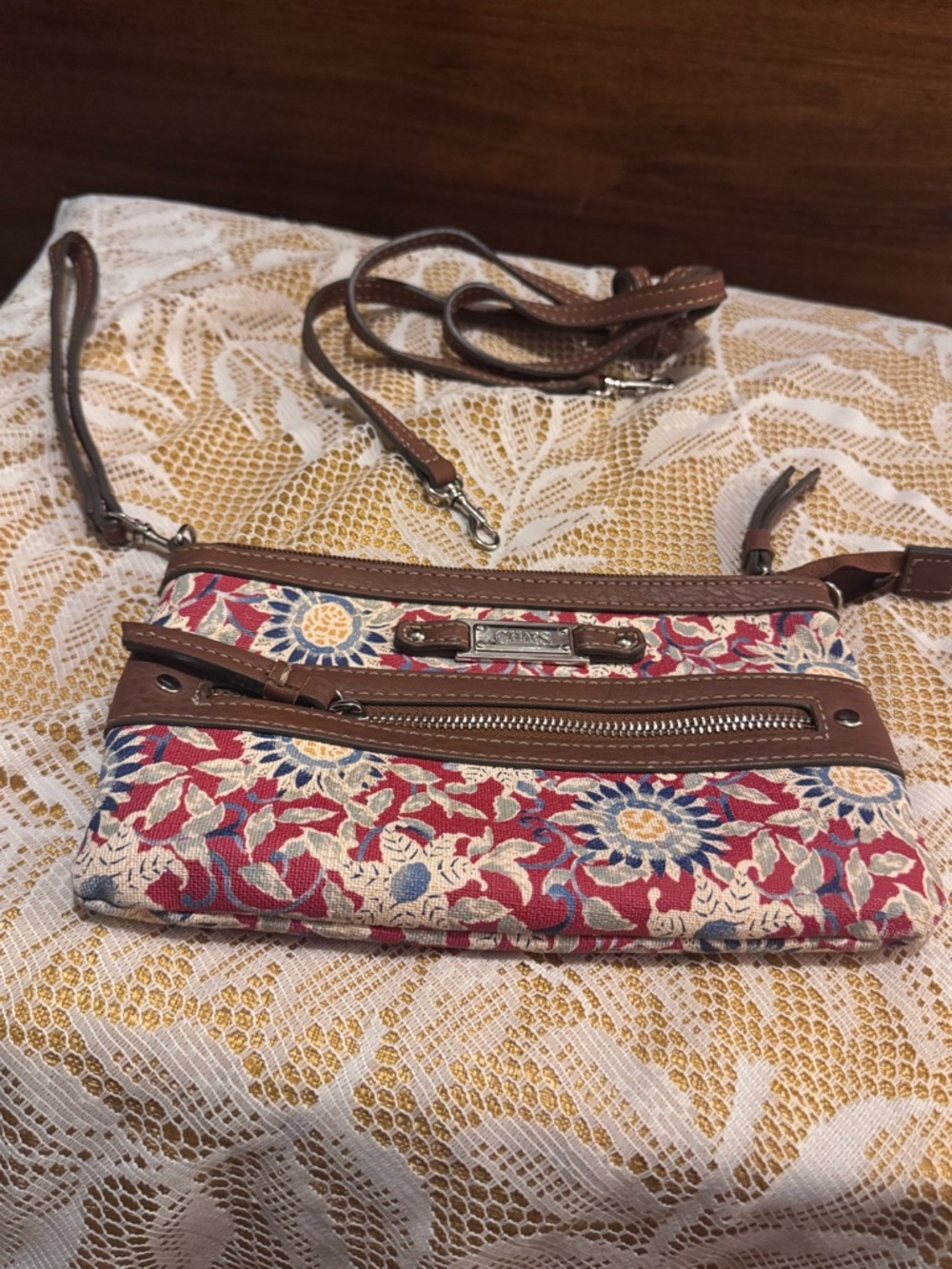 Floral Crossbody Wristlet Bag in Red, Blue & Cream. CHAPS